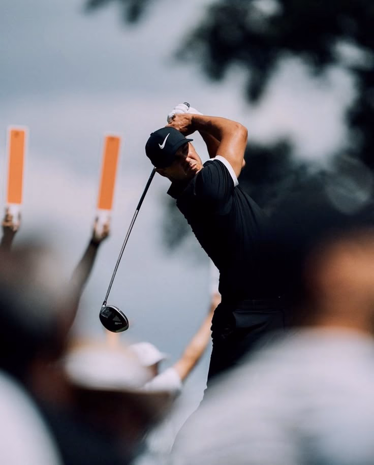 Why Sugary Sports Drinks Sabotage Your Round